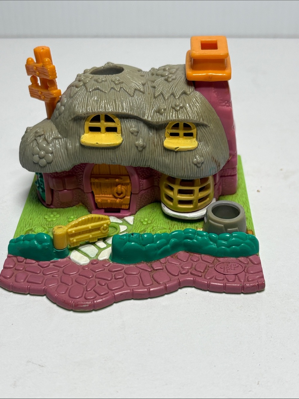 1994 Polly Pocket Rabbit House - Picture 5 of 5